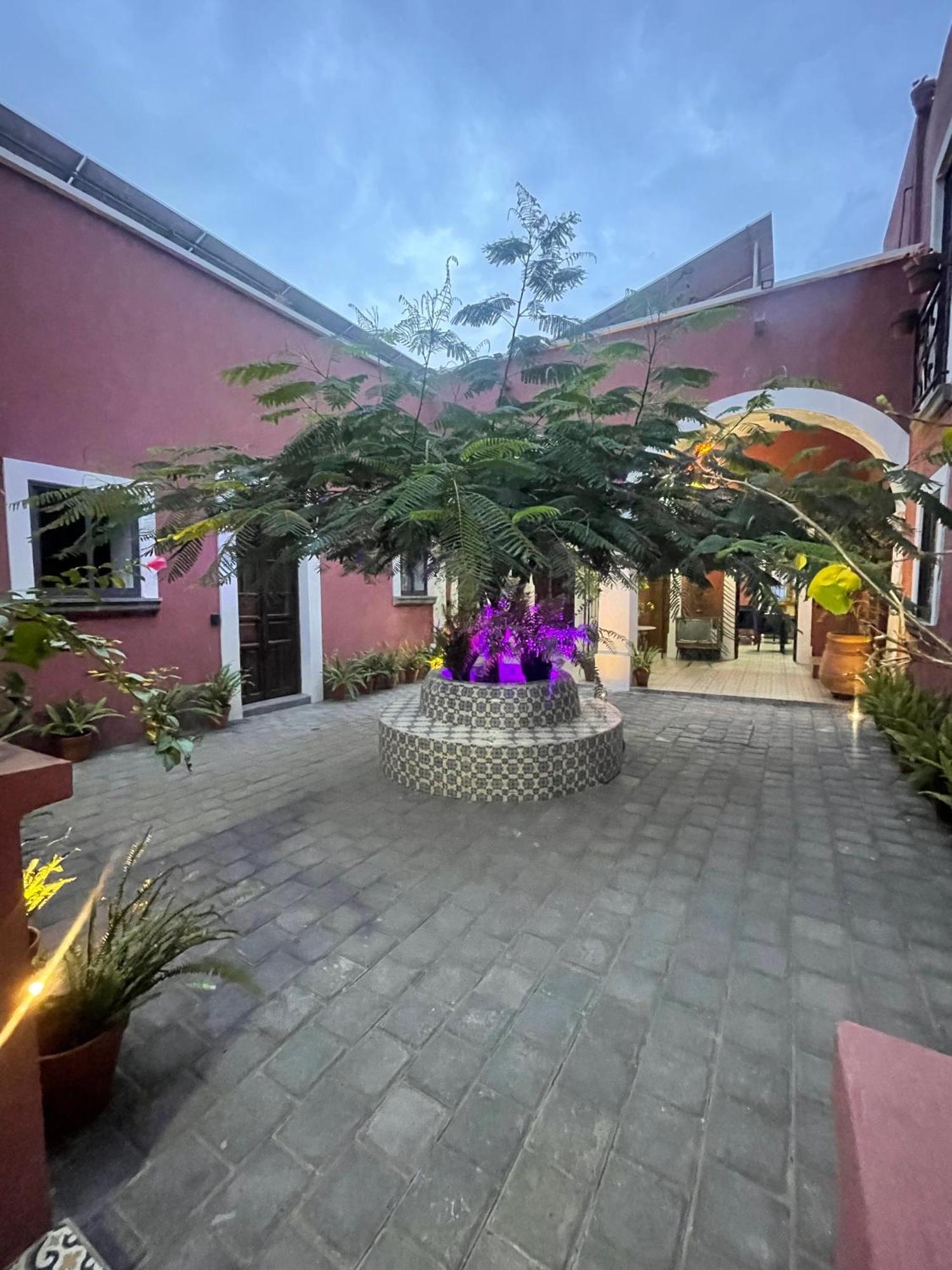 Quinta La Perla Hostel Guadalajara Exterior foto