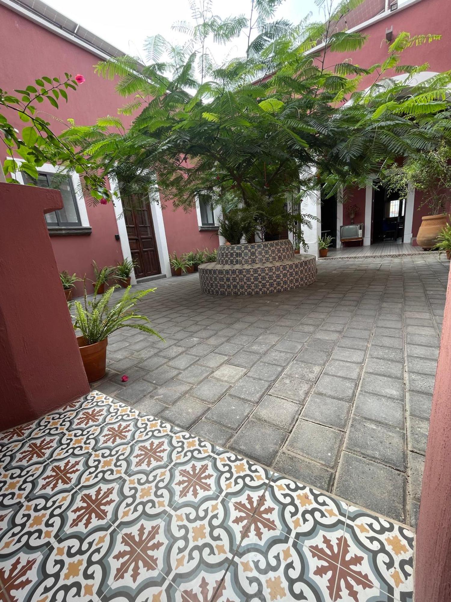 Quinta La Perla Hostel Guadalajara Exterior foto